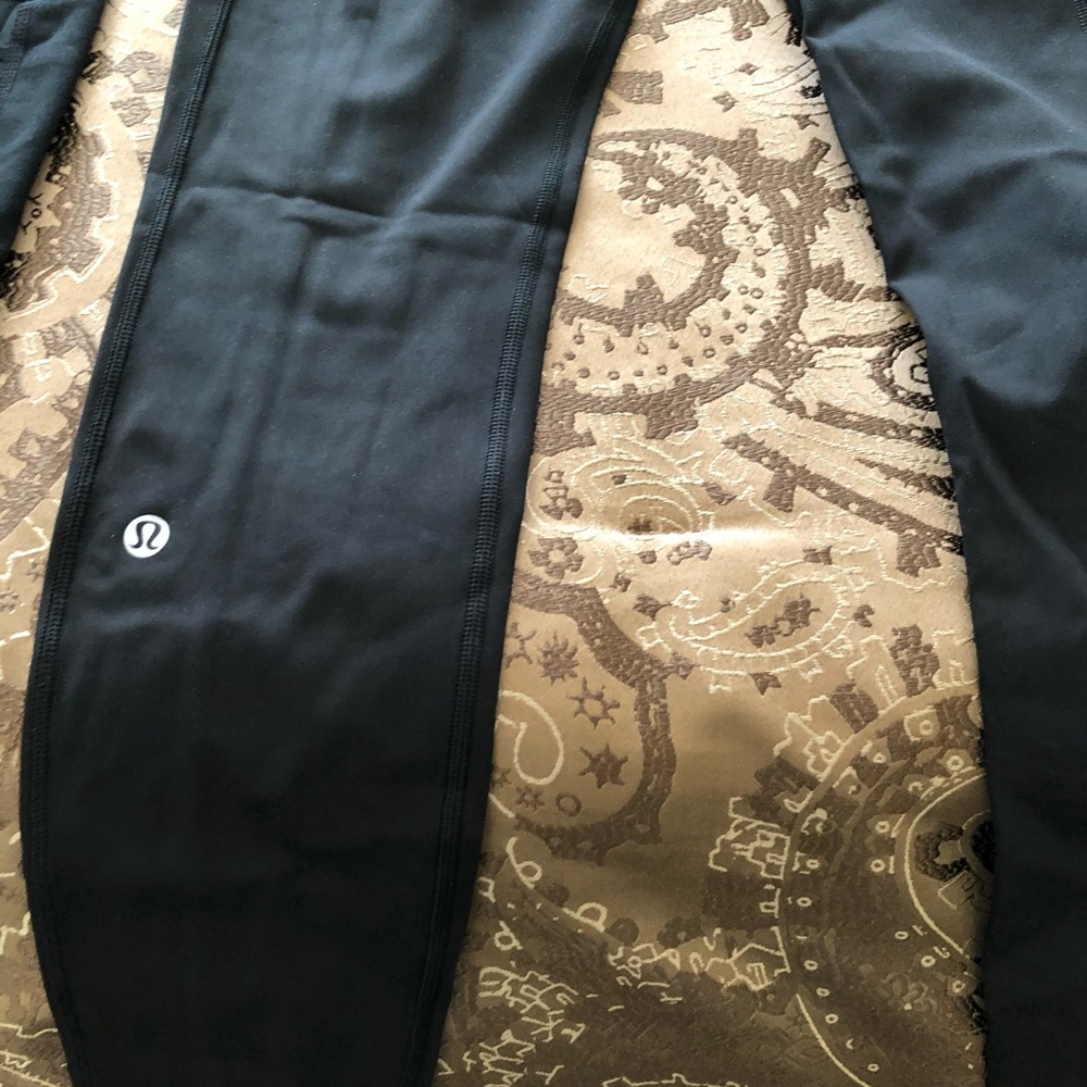 Lulu lemon workout pants